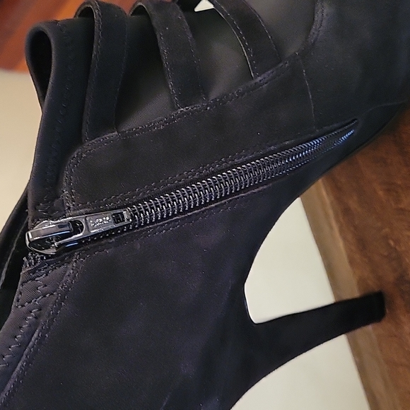 Jessica Simpson Black Booties - Picture 2 of 7